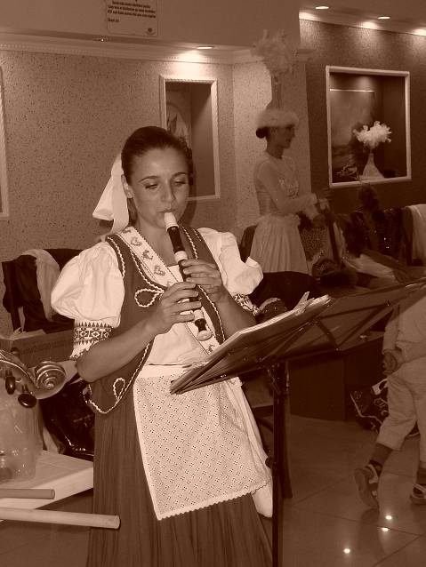 img00064.jpg