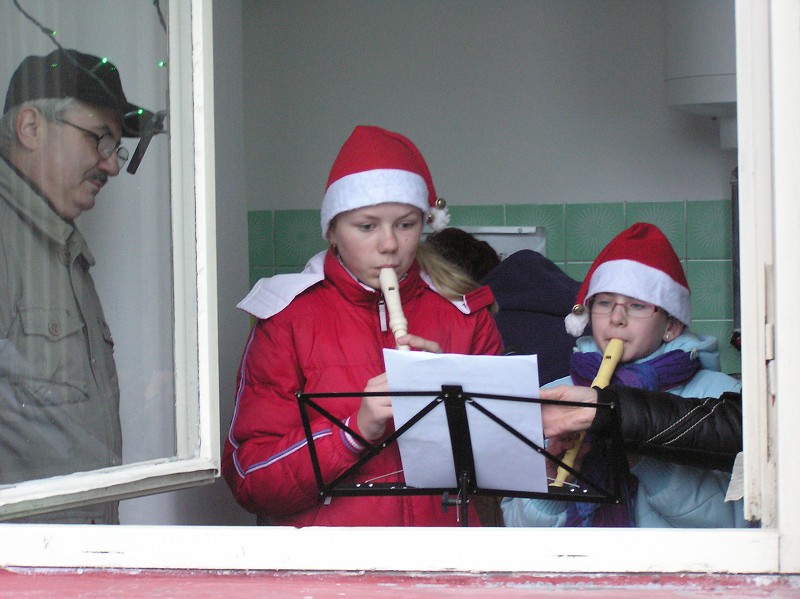 Výtvarný odbor- Vianočné trhy 2012