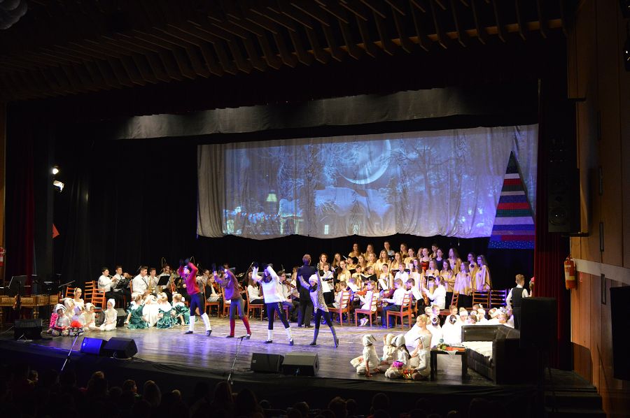 Vianočný koncert - piatok 18. decembra 2015
