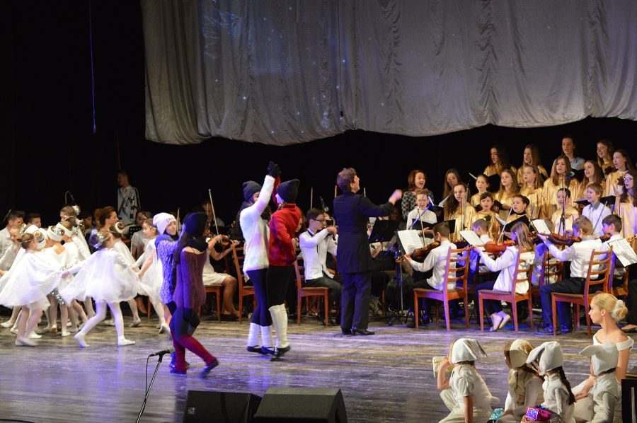 Vianočný koncert - piatok 18. decembra 2015