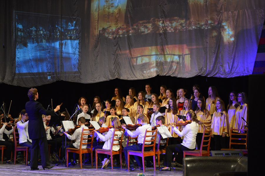 Vianočný koncert - piatok 18. decembra 2015
