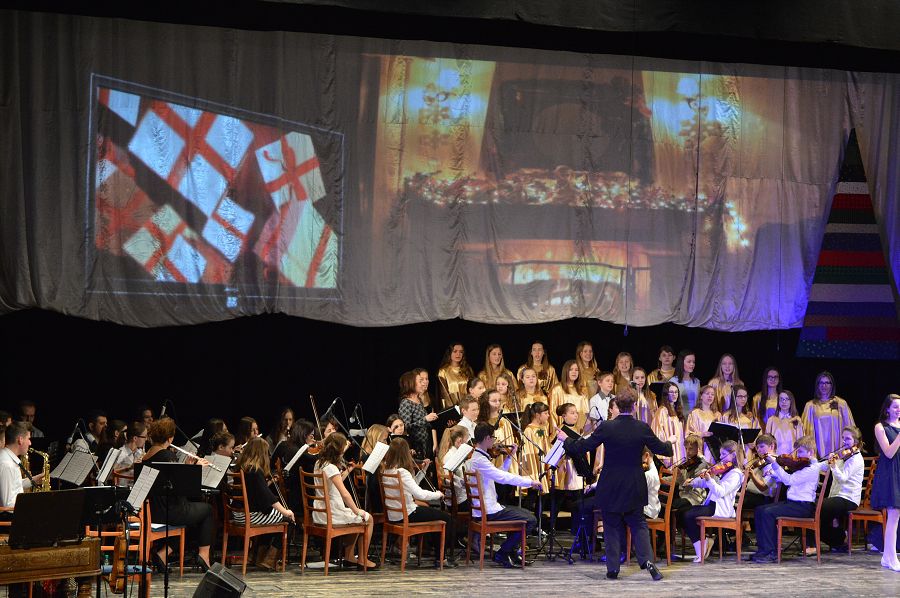Vianočný koncert - piatok 18. decembra 2015