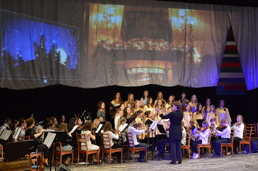 Vianočný koncert - piatok 18. decembra 2015