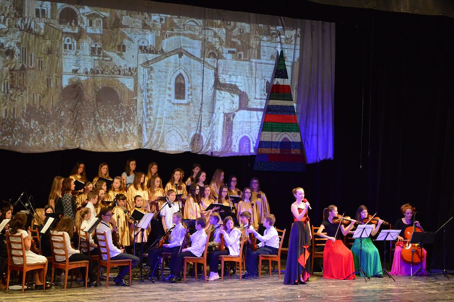 Vianočný koncert - piatok 18. decembra 2015