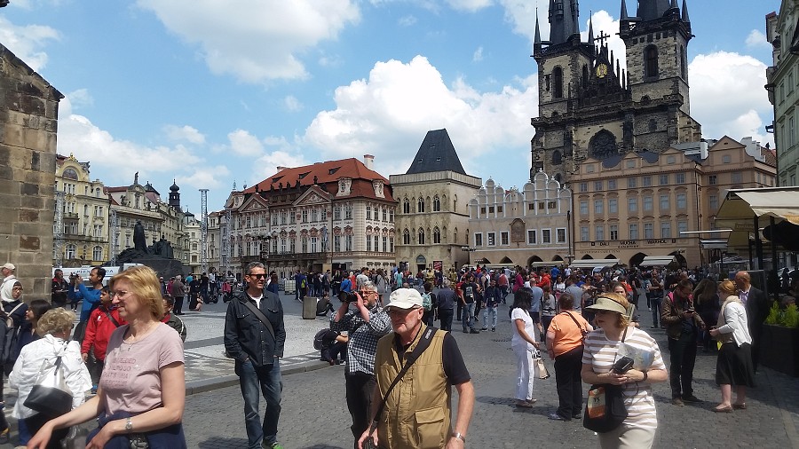 San Sebastian, Parthenay, Praha