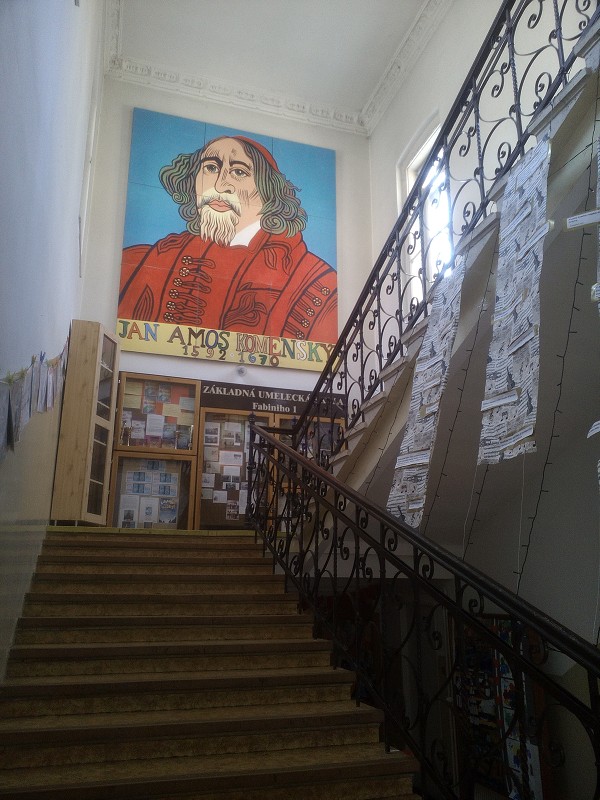 img00004.jpg