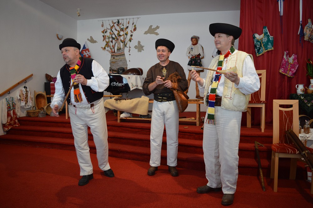 img00051.jpg