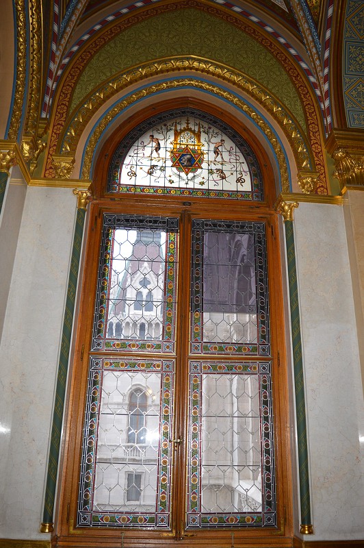 img00030.jpg