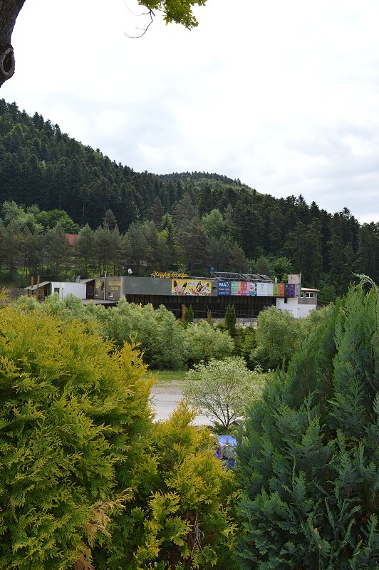 img00002.jpg