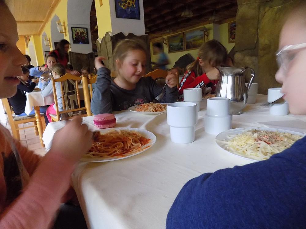 img00105.jpg