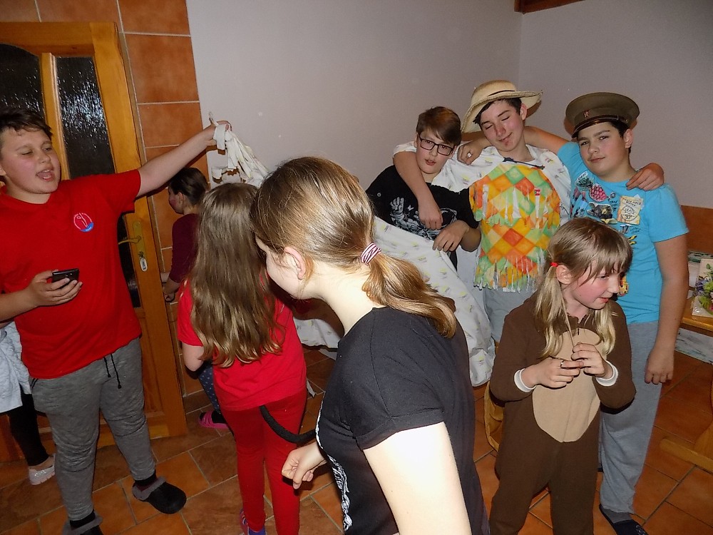 img00125.jpg