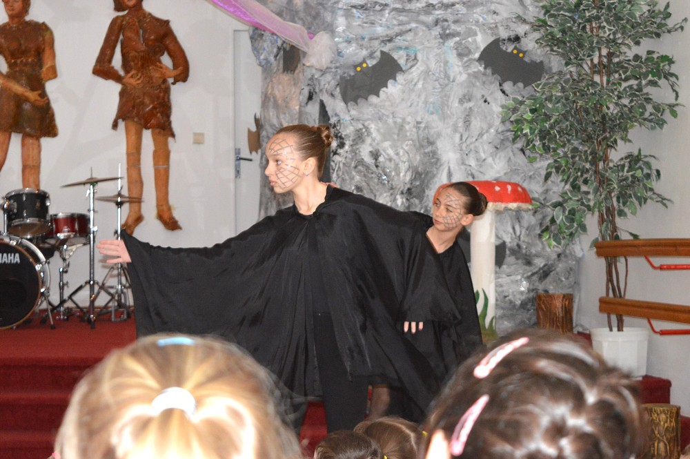 img00035.jpg
