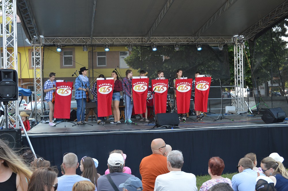 img00070.jpg
