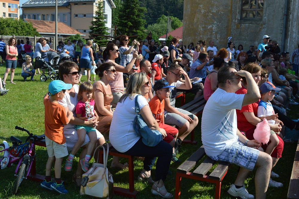 img00098.jpg
