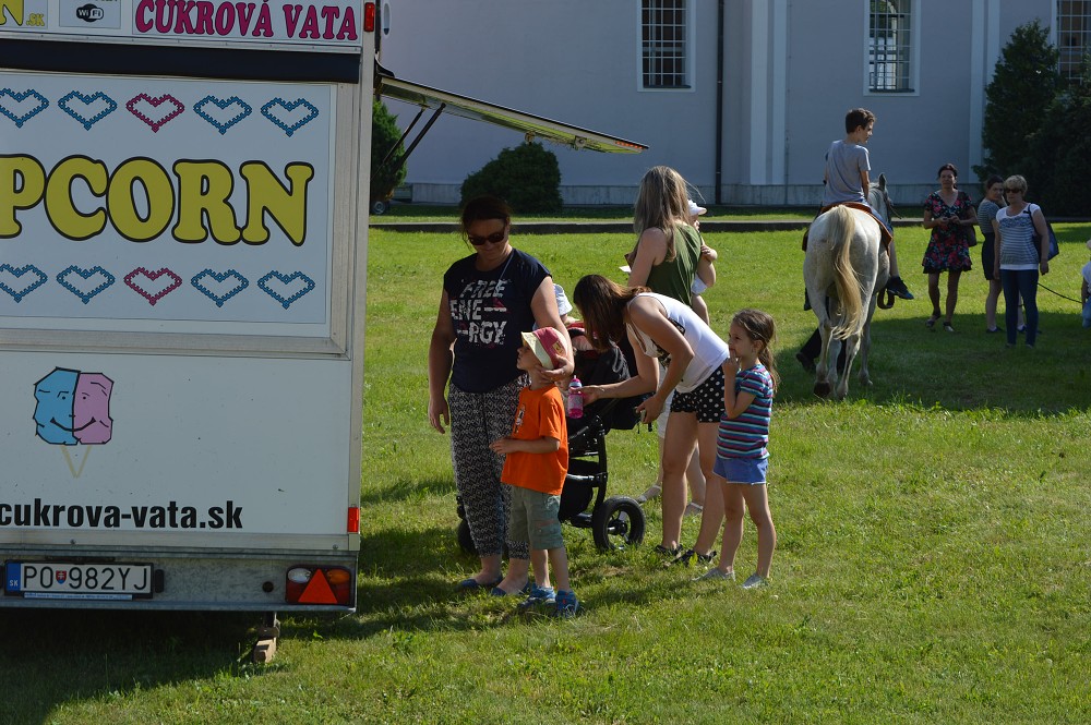 img00108.jpg
