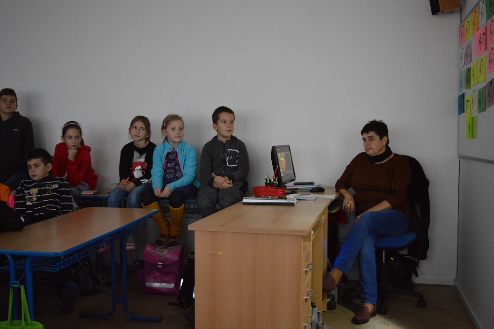 img00003.jpg