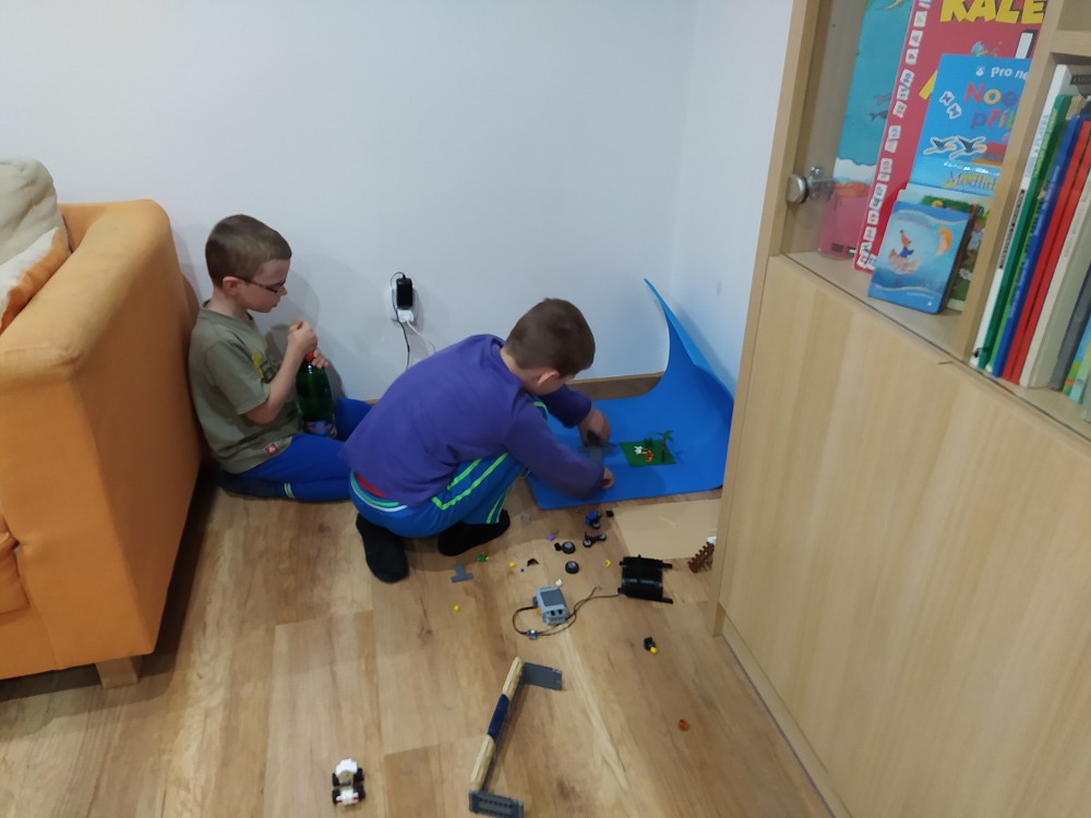 img00045.jpg