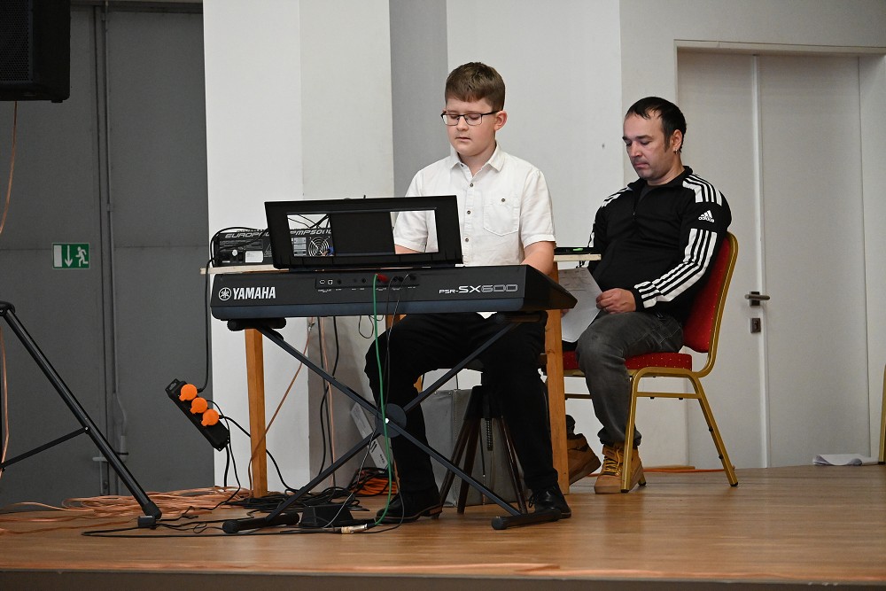 img00006.jpg