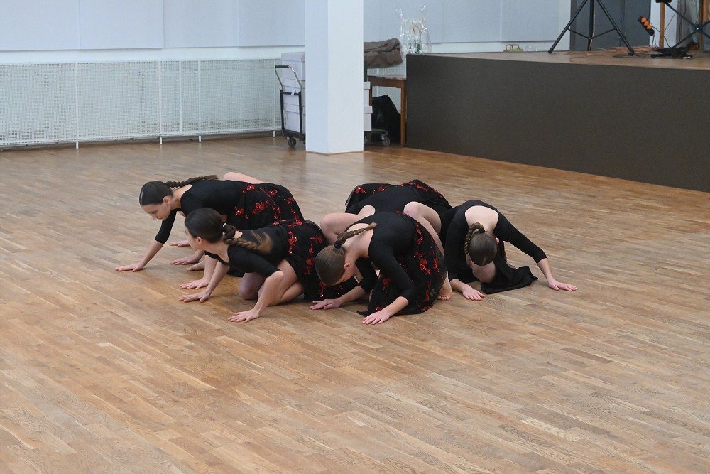 img00018.jpg