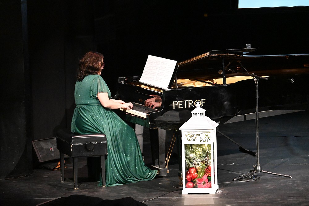 img00020.jpg