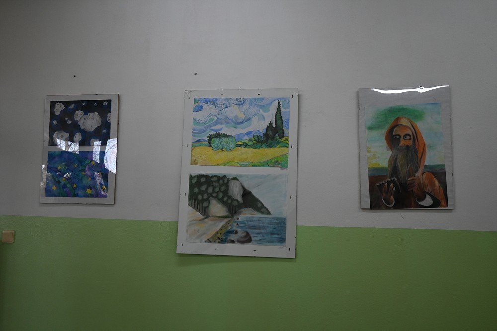img00019.jpg