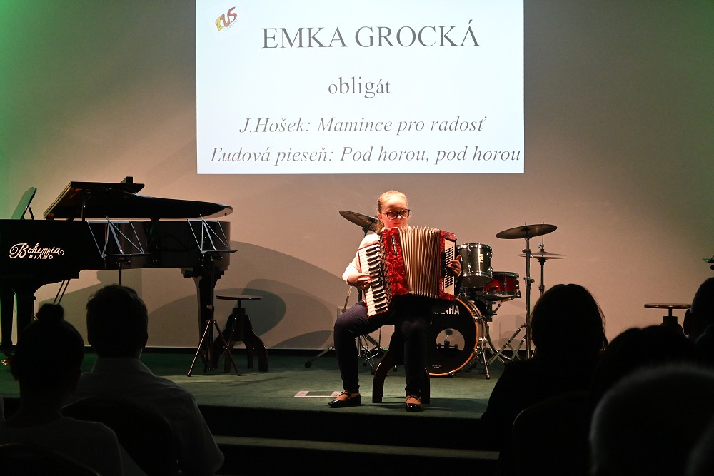 img00013.jpg