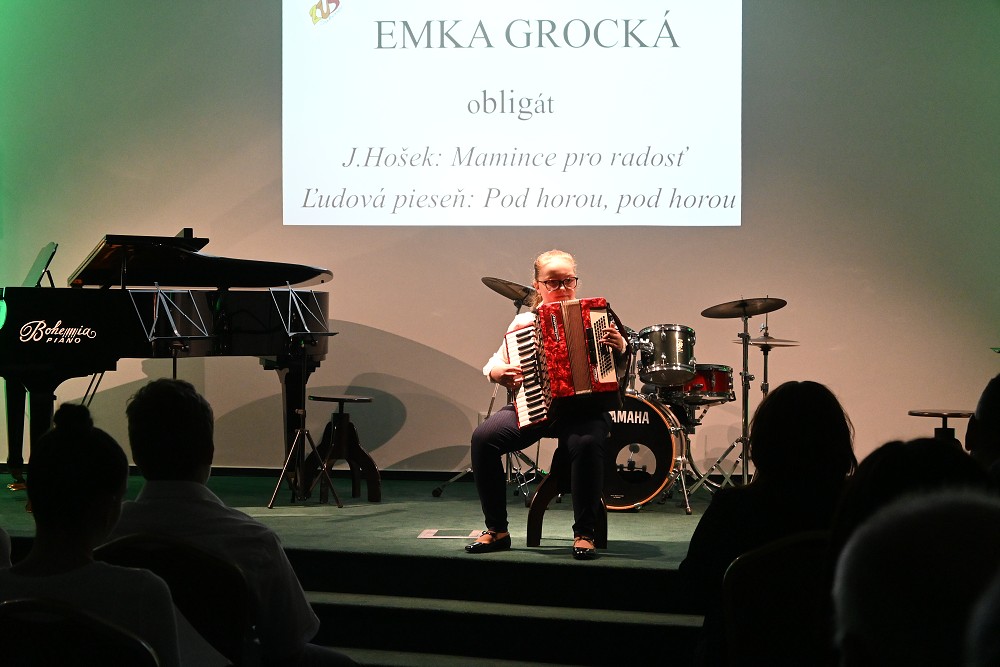 img00014.jpg