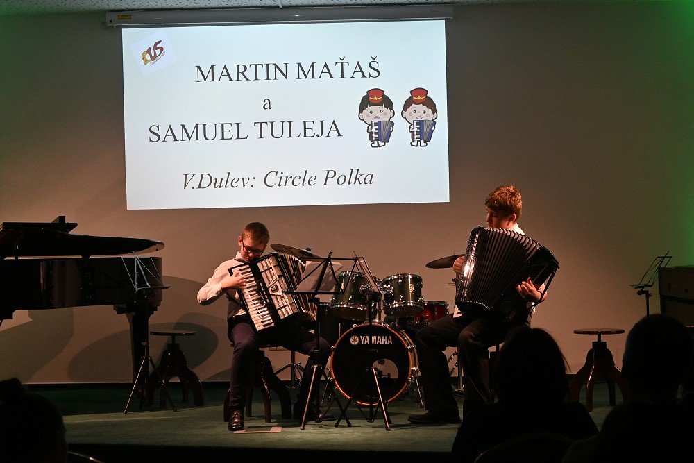 img00034.jpg