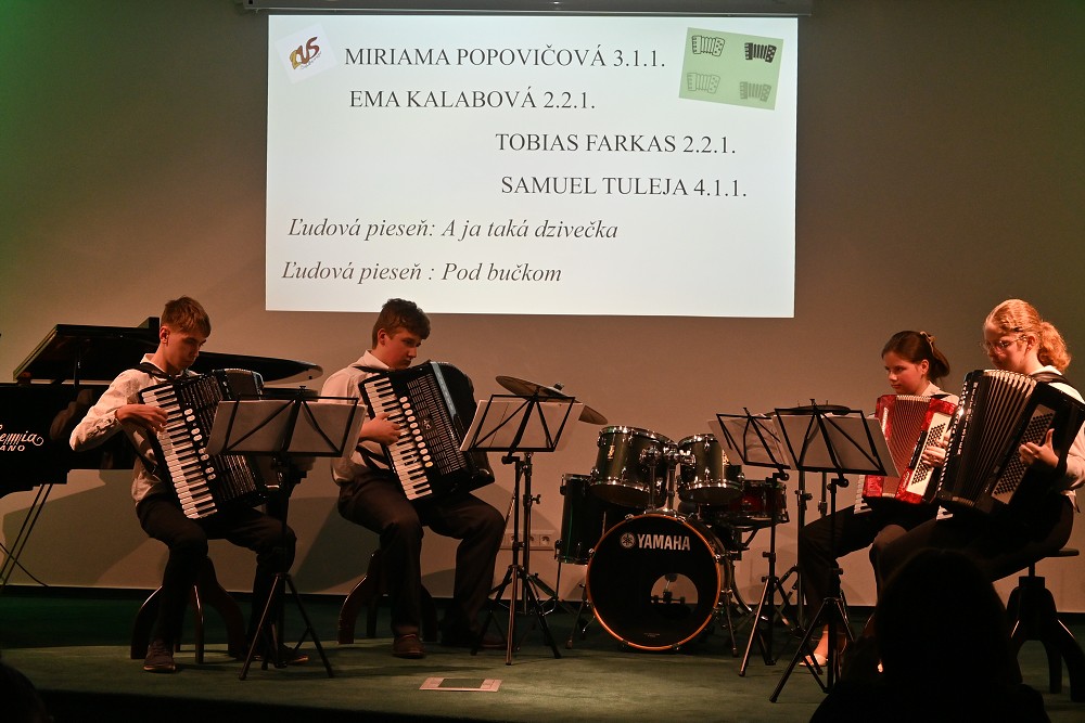 img00040.jpg