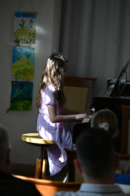 img00014.jpg