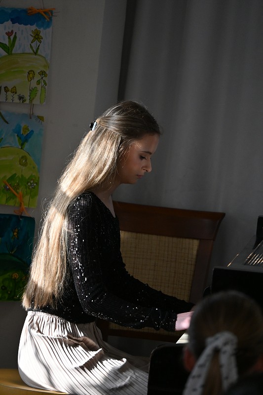 img00030.jpg