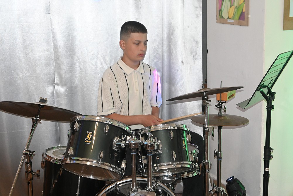 img00006.jpg