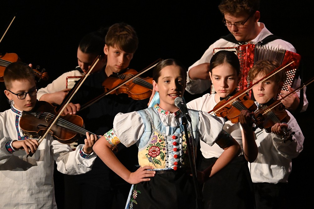 img00025.jpg