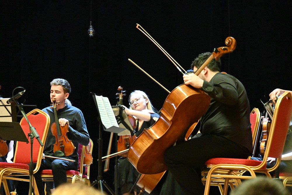 img00007.jpg
