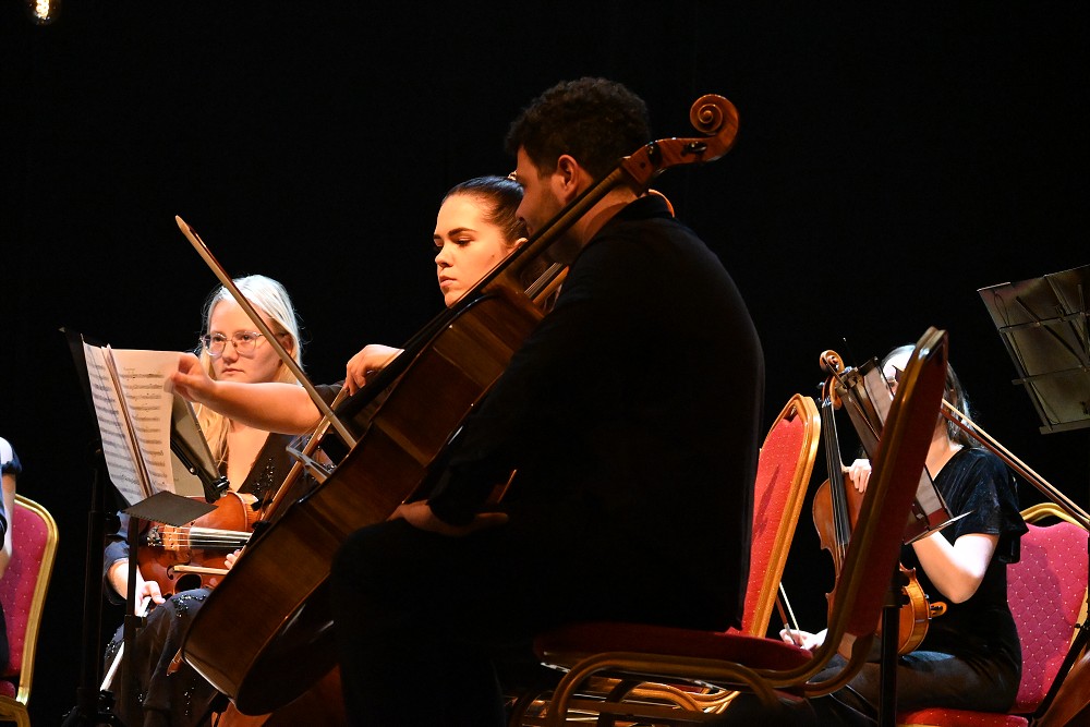 img00009.jpg