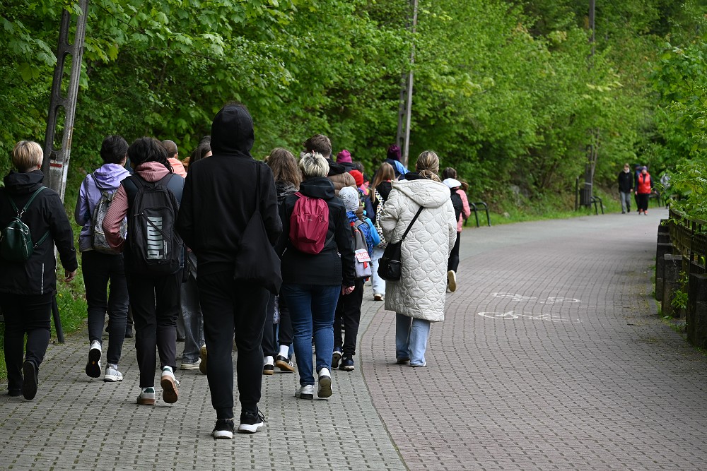 img00027.jpg