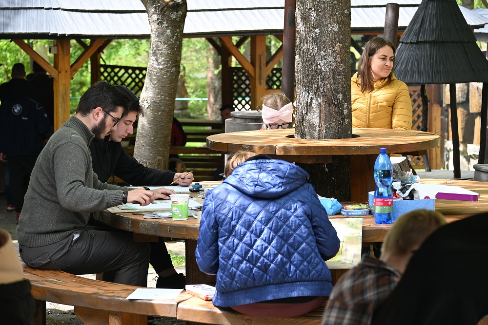 img00058.jpg