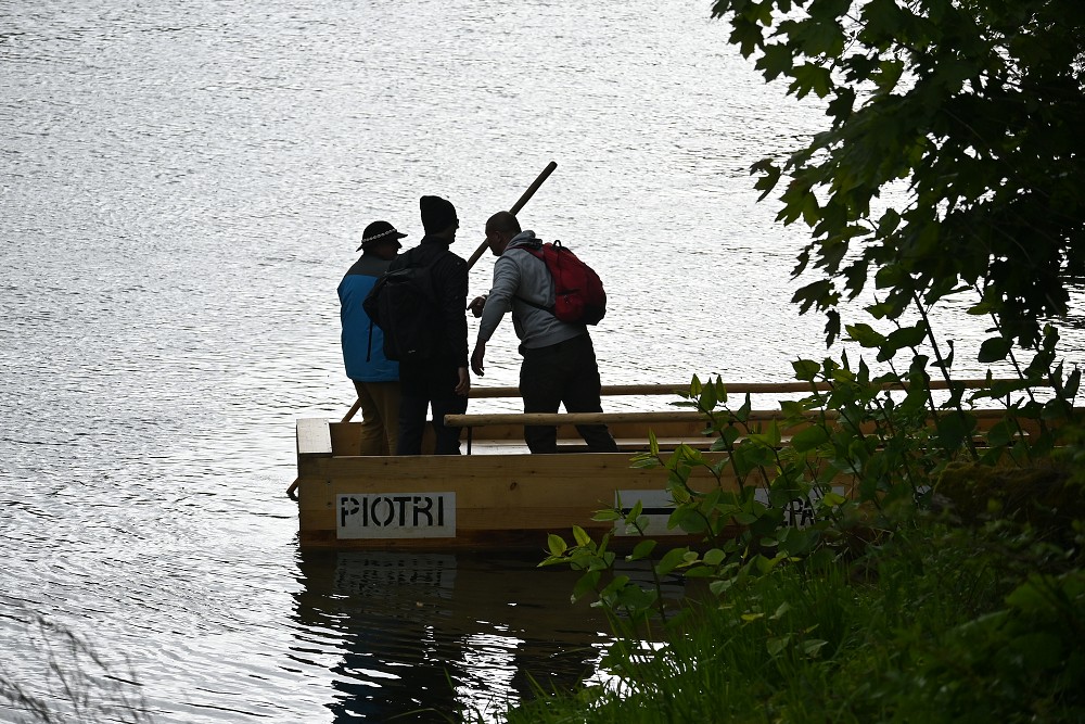 img00074.jpg