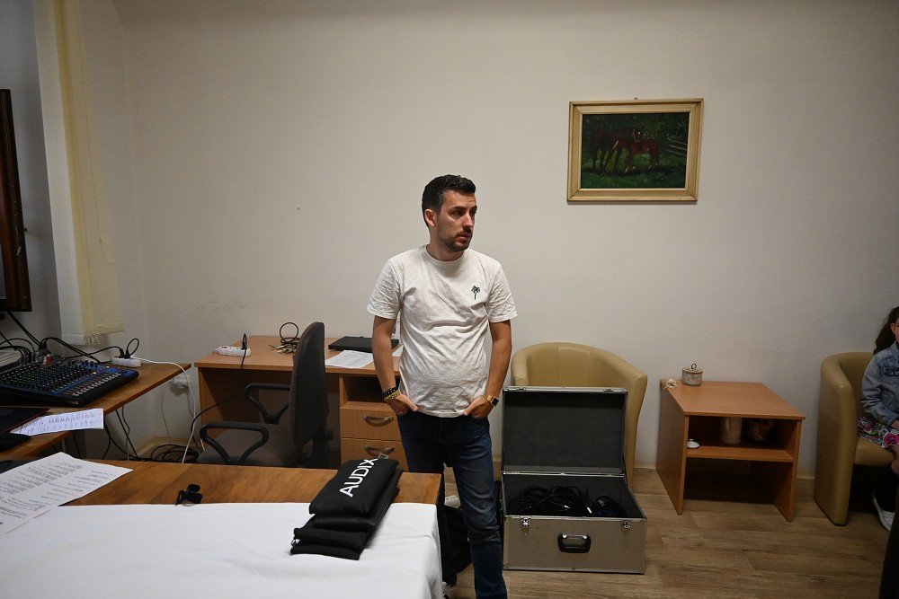 img00012.jpg