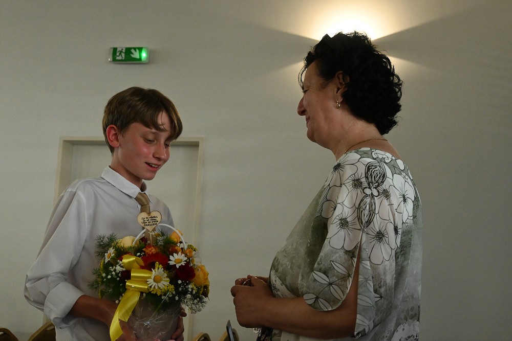 img00060.jpg