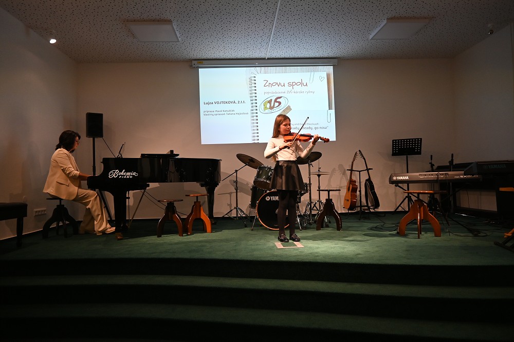 img00037.jpg
