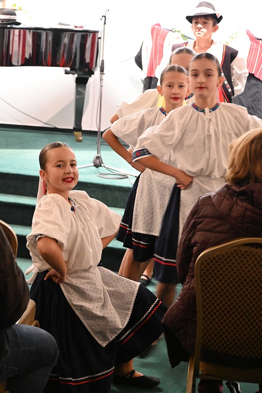 img00003.jpg