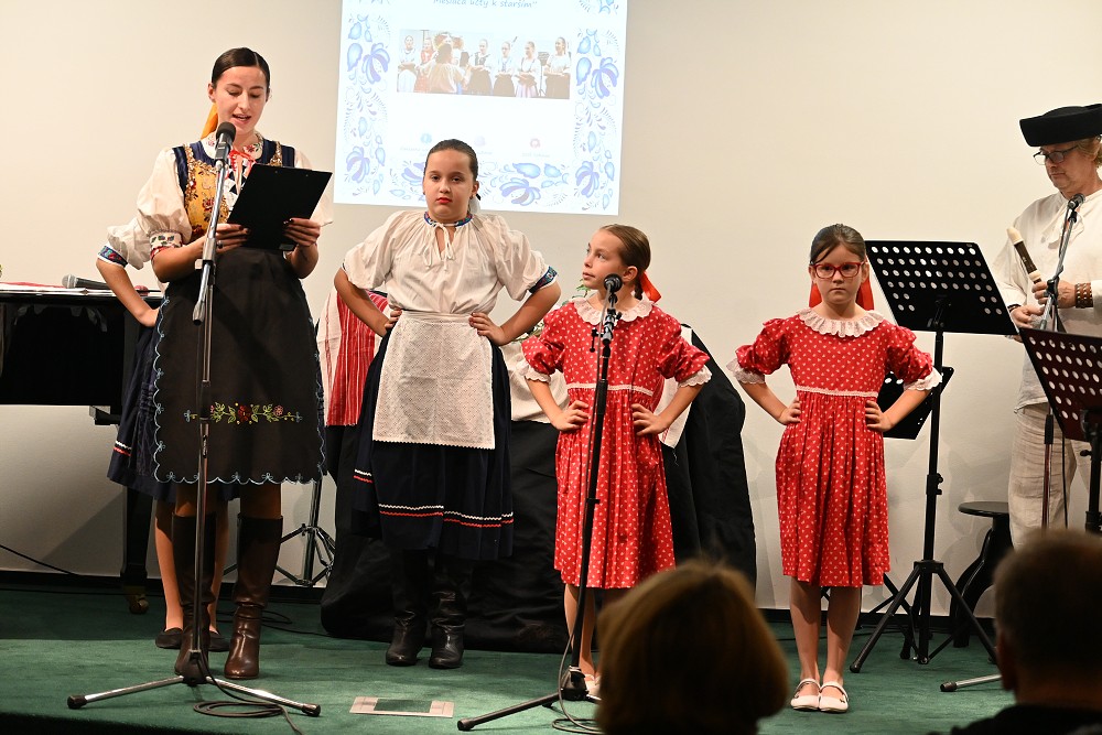 img00008.jpg