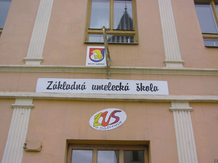 img00002.jpg