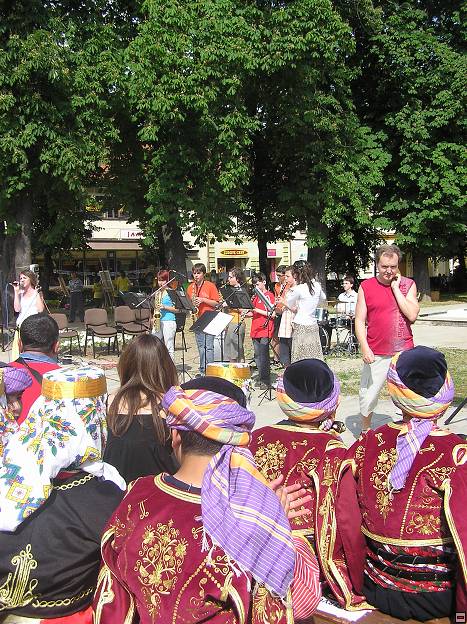 img00014.jpg