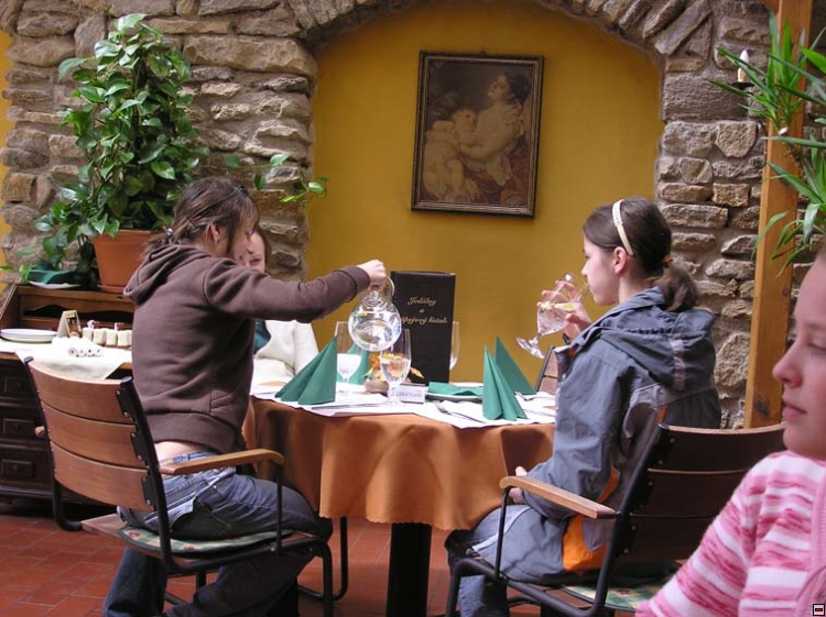 img00024.jpg