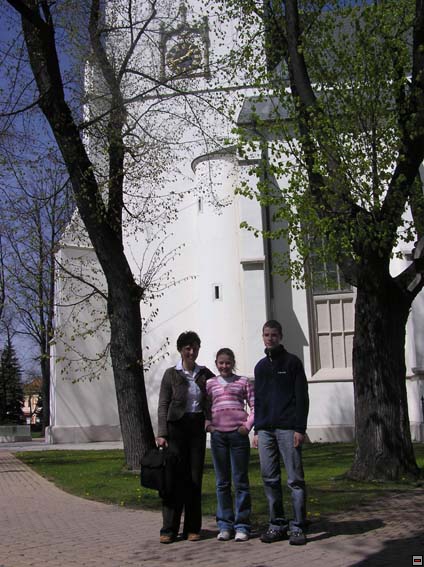 img00028.jpg