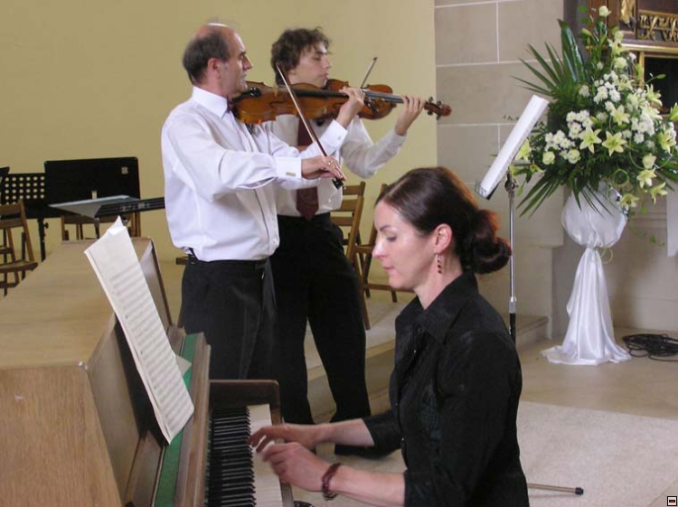 img00027.jpg