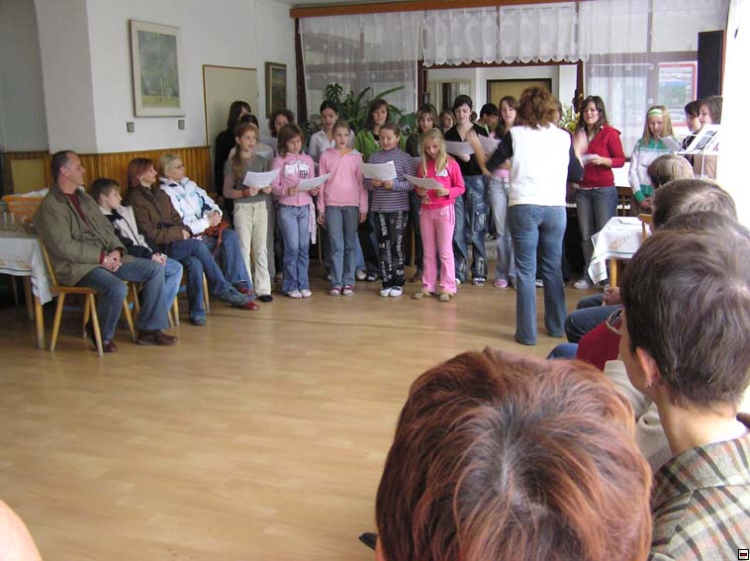 img00103.jpg