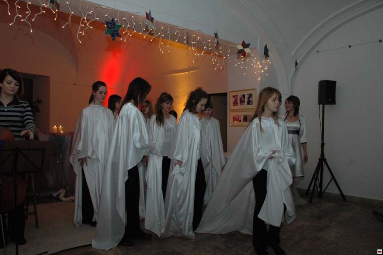 img00040.jpg